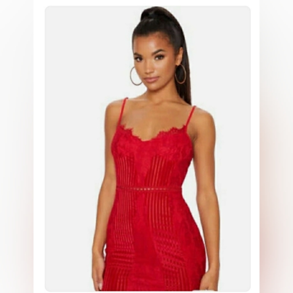 PrettyLittleThing Scarlet Lace Dress